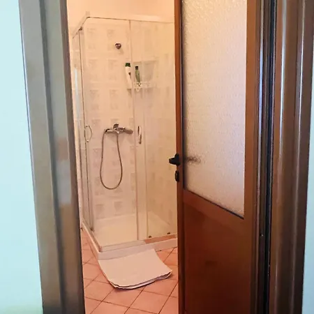 Fori Vodo Gasthof Divjaka